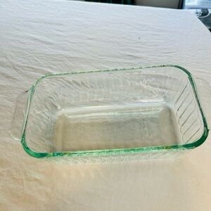 Pyrex Clear Glass Baking Dish